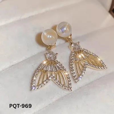 Fish Tail Pearl Zircon Earrings PQT-969