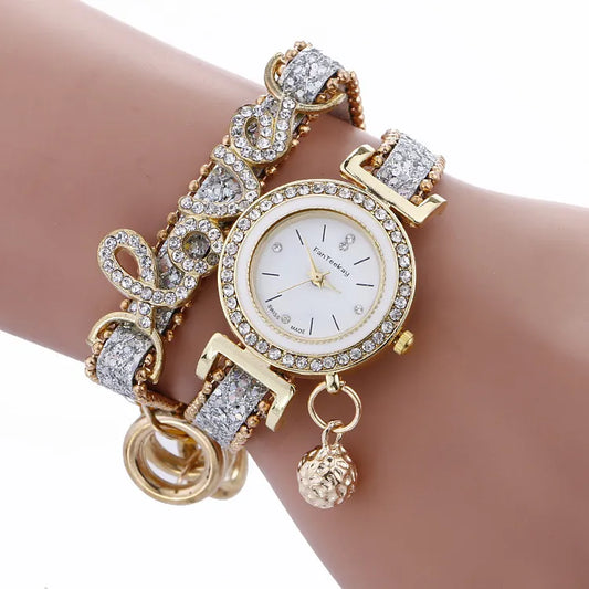 wish Explosions Alloy Diamond LOVE Bracelet Fashion Ladies Quartz Watch Winding Pendant Fashion Watch JS1008