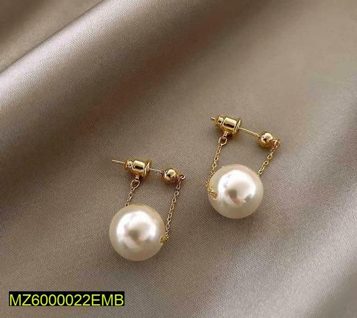 Beautiful earrings Ball Shape